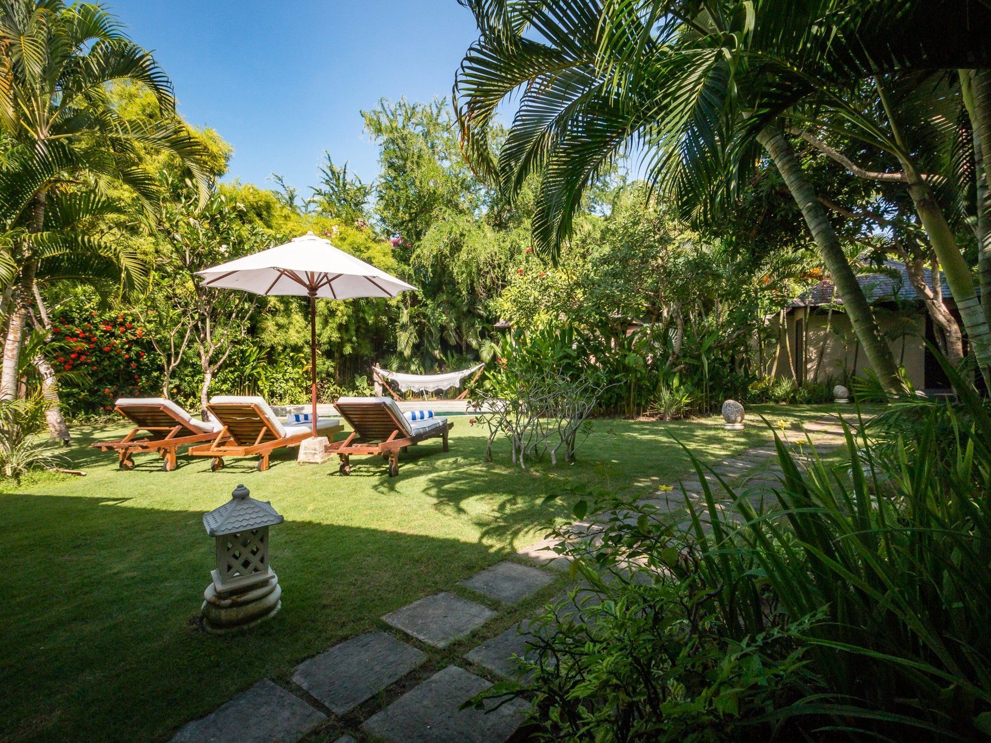 Pandora Seminyak (Bali)